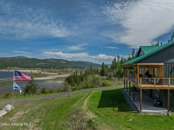$1,275,000 | 14601 Highway 5, St. Maries, ID 83861