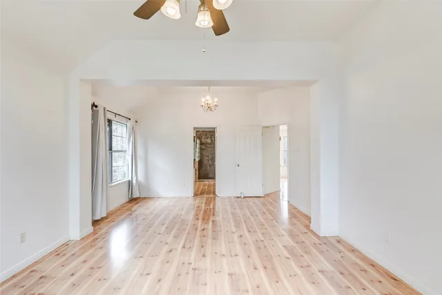 $2,400 | 1901 Springwater Drive, Round Rock, TX 78681