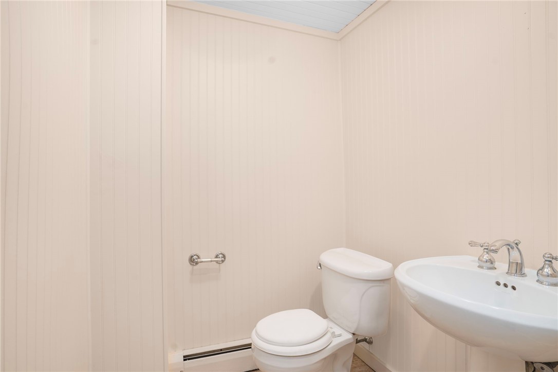 14 Elm Street Newport, RI 02840 - Photo 32 of 41