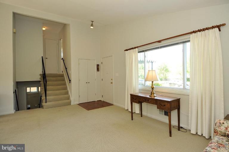 12922 Georgia Avenue Silver Spring, MD 20906 - Photo 15 of 30 Living Rm to Upper Bedroom Level