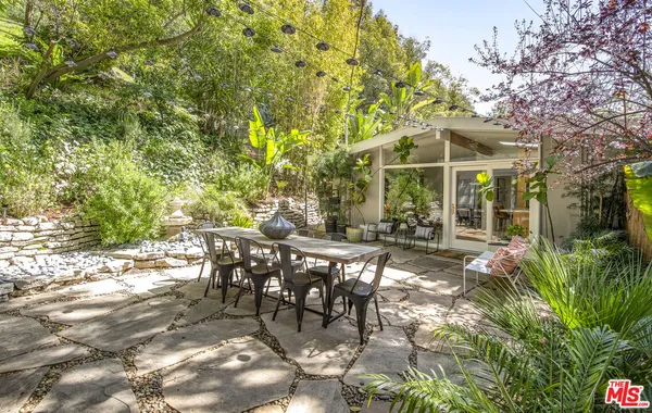 $8,000 | 10003 Westwanda Drive, Beverly Hills, CA 90210