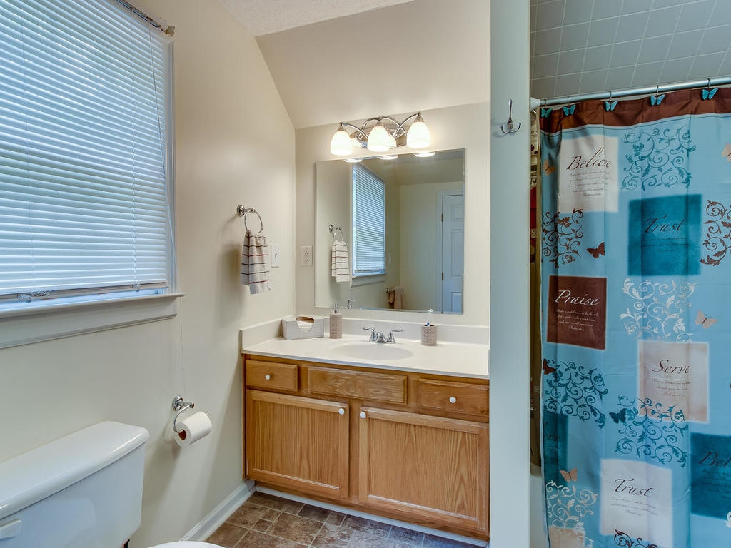 152 Vaughn Road Hampton, TN 37658 - Photo 18 of 29 Photo 18
