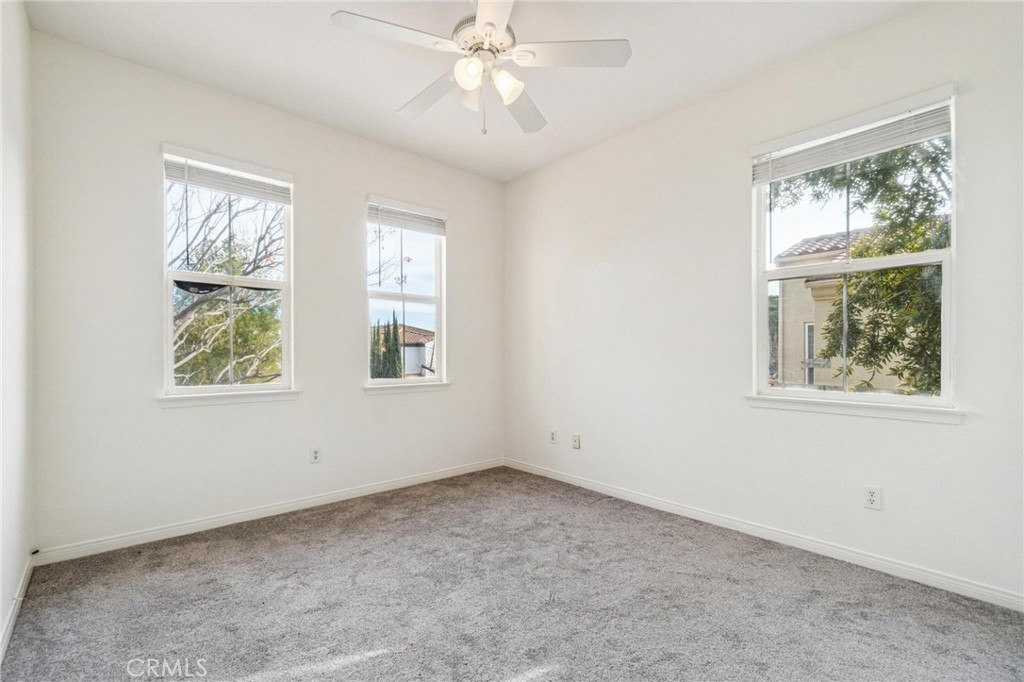 26013 Twain Place Stevenson Ranch, CA 91381 - Photo 20 of 29