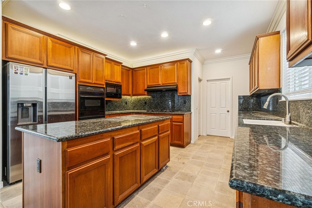 26013 Twain Place Stevenson Ranch, CA 91381 - Photo 7 of 29