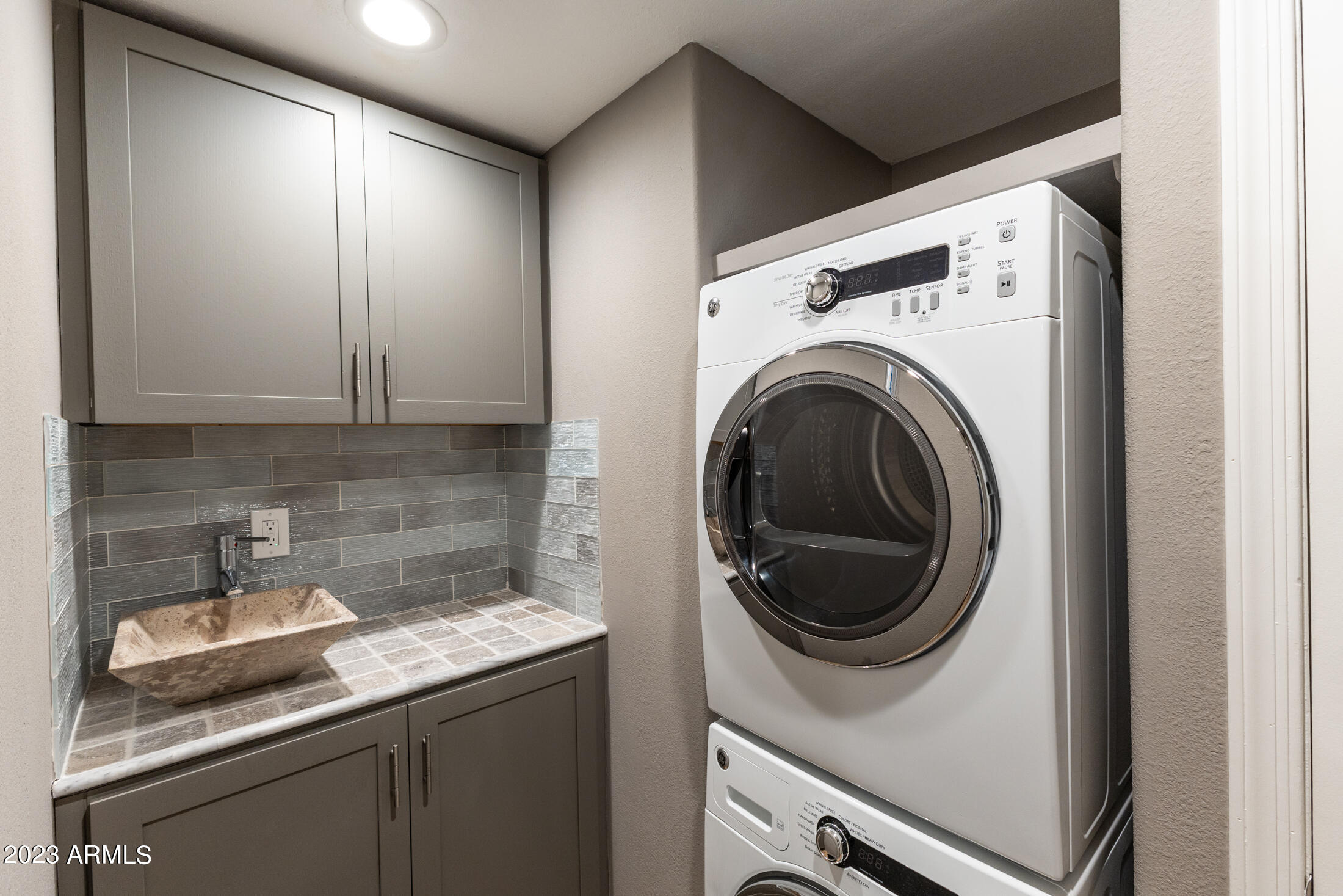 7525 East Gainey Ranch Road, Unit 144 Scottsdale, AZ 85258 - Photo 17 of 63 Laundry Room