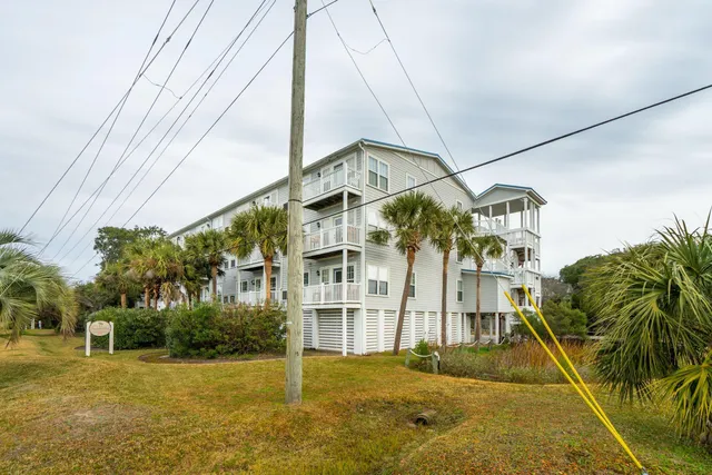 $385,000 | 2262 Folly Road, Unit 2B, Charleston, SC 29412