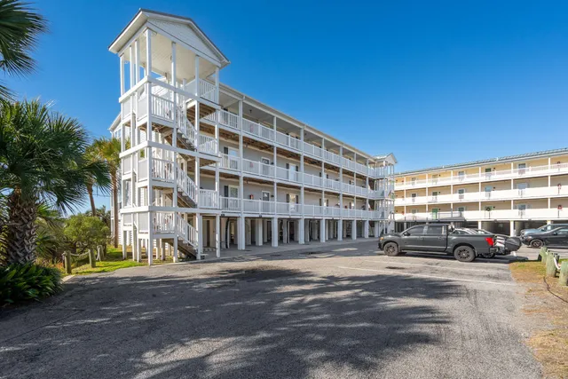 $385,000 | 2262 Folly Road, Unit 2B, Charleston, SC 29412