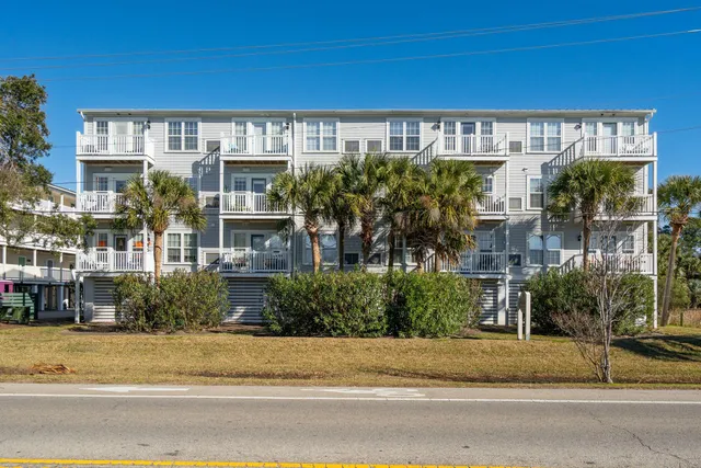 $385,000 | 2262 Folly Road, Unit 2B, Charleston, SC 29412