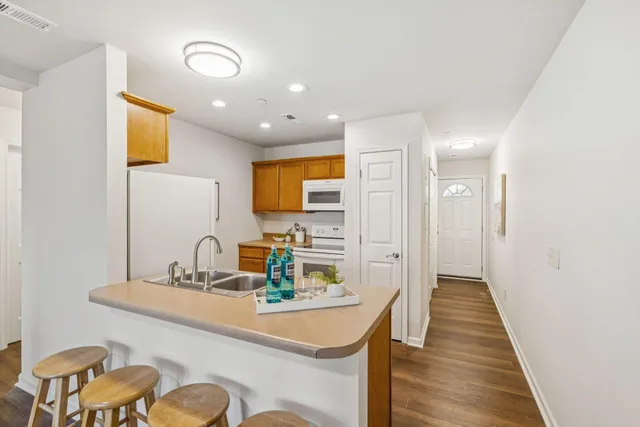 $385,000 | 2262 Folly Road, Unit 2B, Charleston, SC 29412