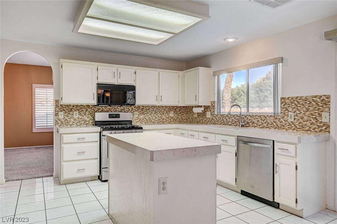 8 Ranger Court Henderson, NV 89074 - Photo 23 of 58