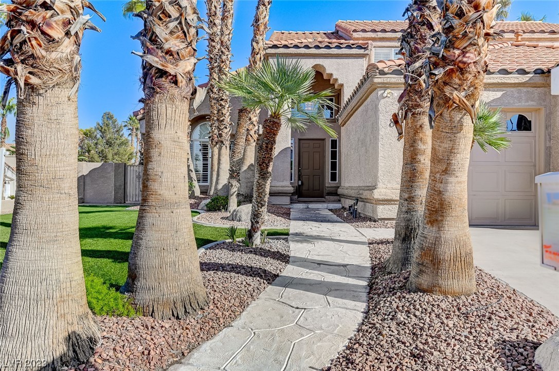8 Ranger Court Henderson, NV 89074 - Photo 5 of 58