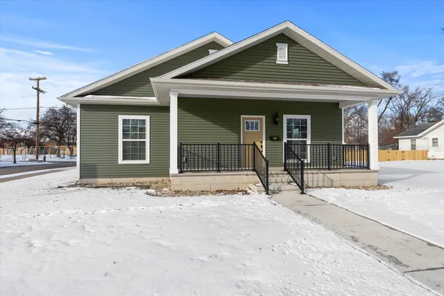 $345,000 | 1656 West Lexington Avenue, Elkhart, IN 46514