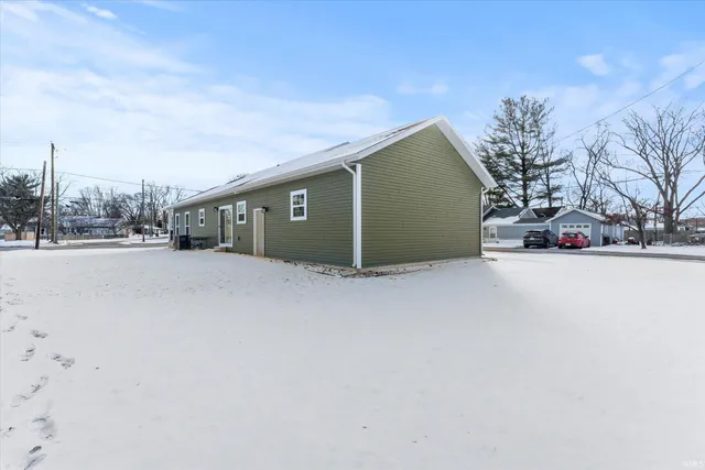 $345,000 | 1656 West Lexington Avenue, Elkhart, IN 46514