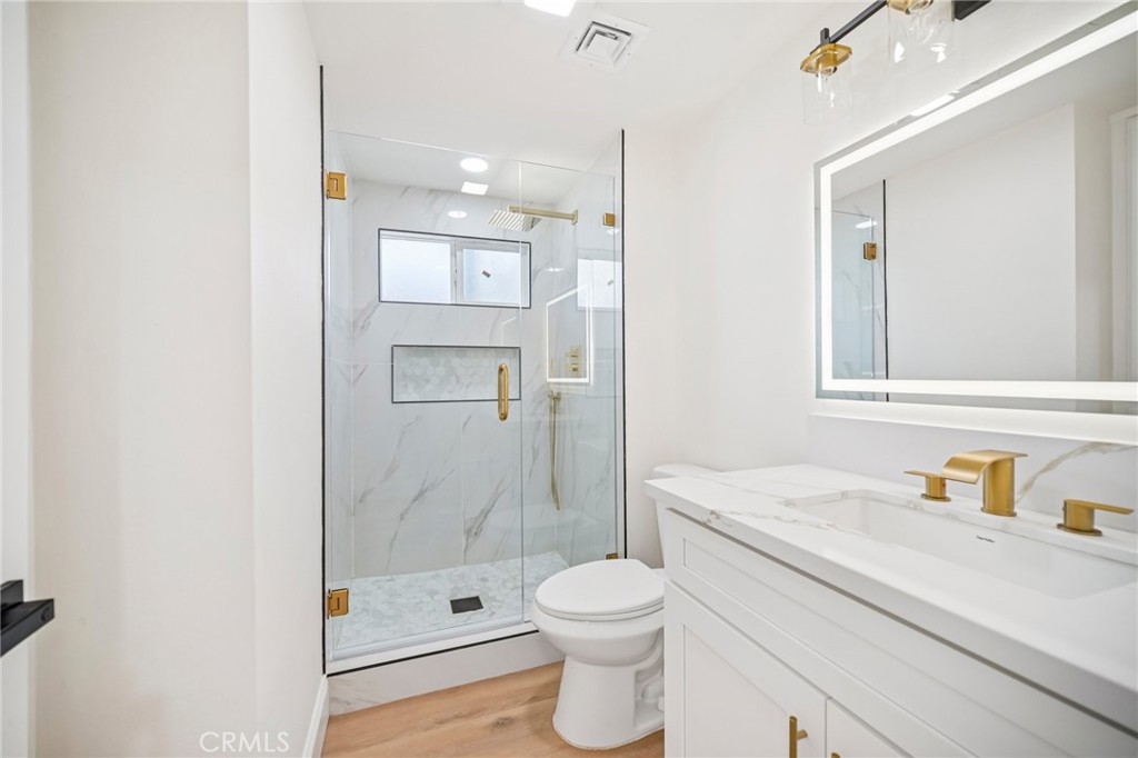 19259 Ludlow Street Porter Ranch, CA 91326 - Photo 32 of 71 Gallery Image 32
