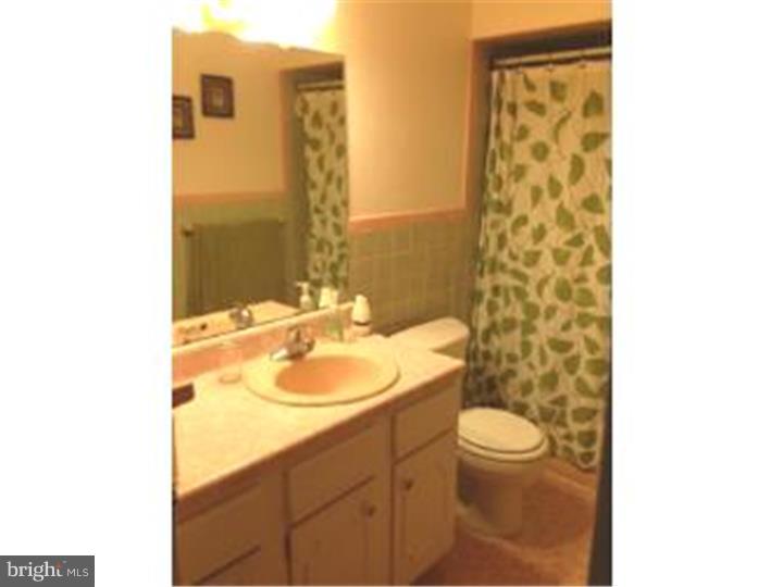 1710 Columbus Road Burlington, NJ 08016 - Photo 12 of 17 Gallery Image 12