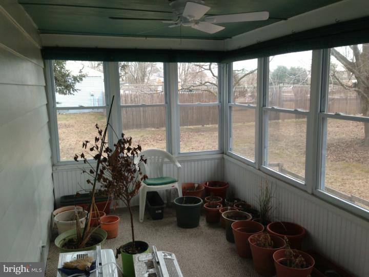 1710 Columbus Road Burlington, NJ 08016 - Photo 17 of 17 Sun Room