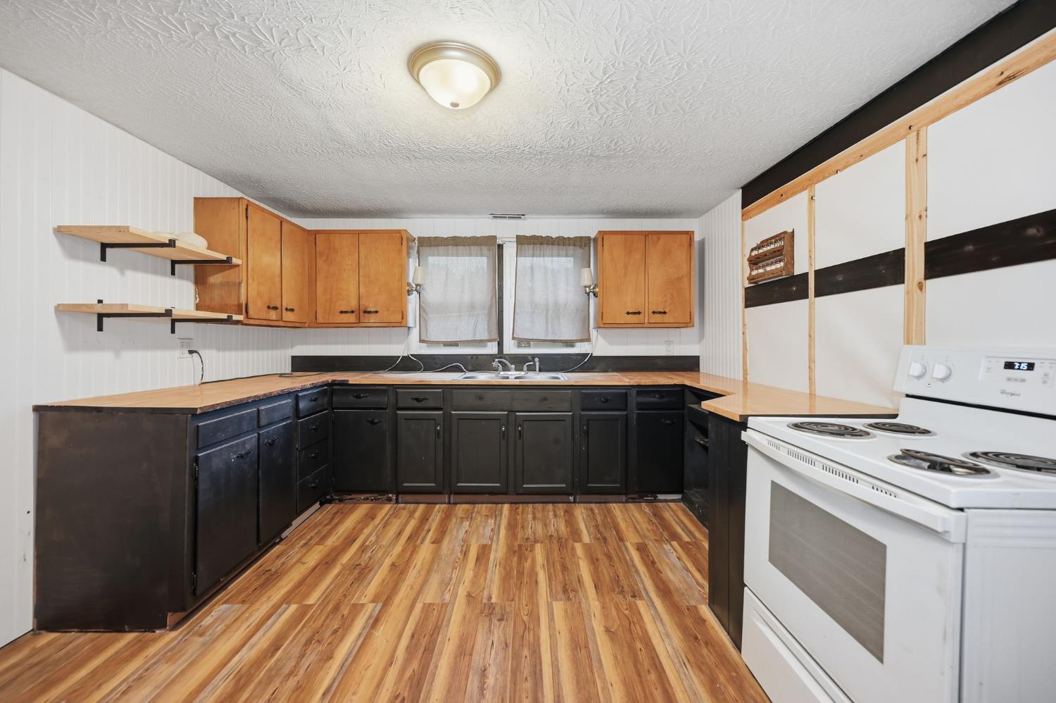 8434 State Rte 101 Sunman, IN 47041 - Photo 4 of 19
