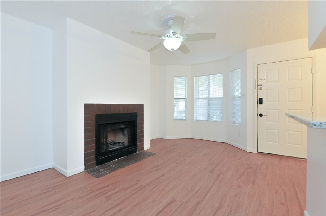 4441 Old College Road, Unit 8107 Bryan, TX 77801 - Photo 2 of 6 Gallery Image 2