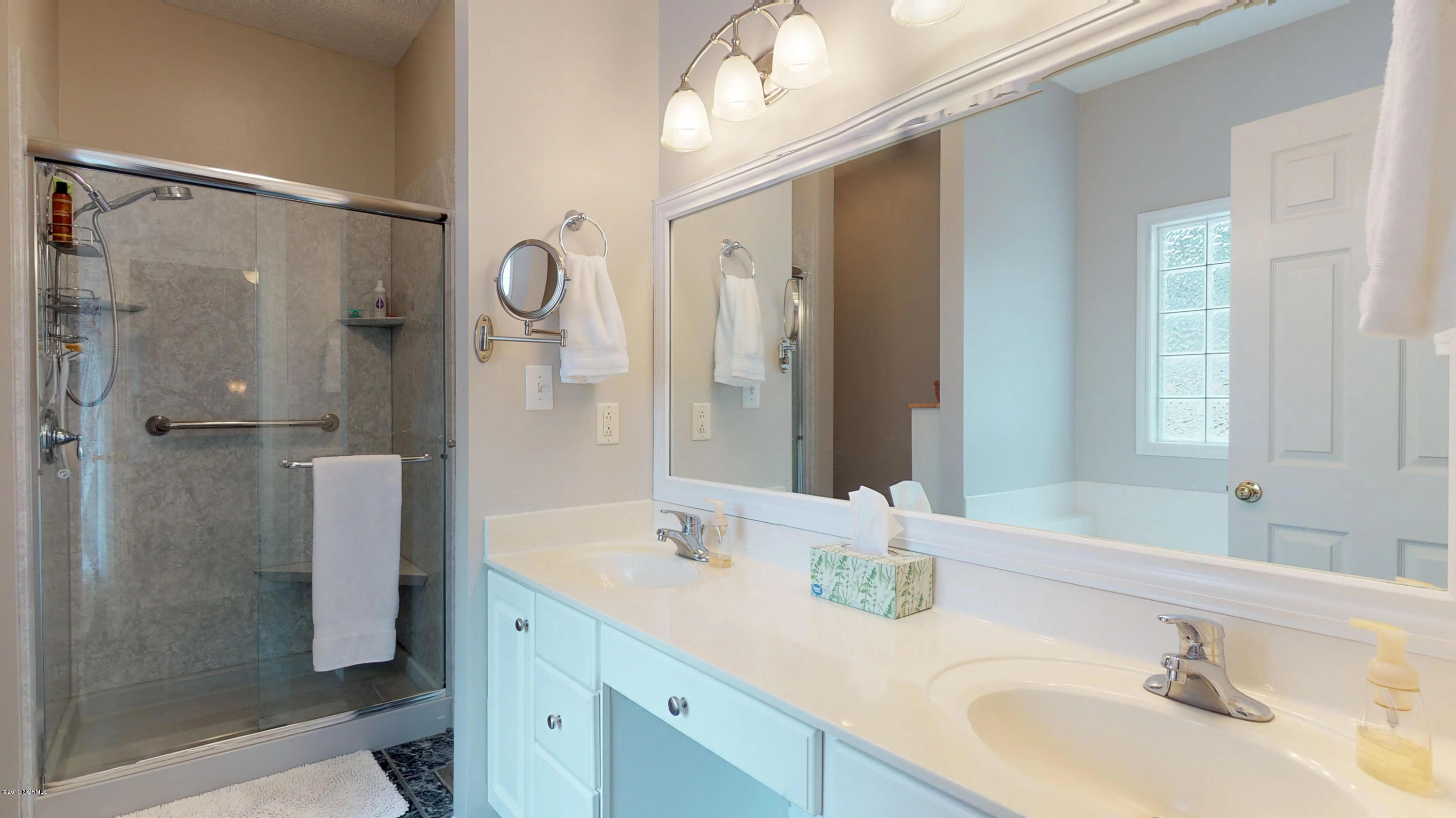 113 Nyon Road New Bern, NC 28562 - Photo 26 of 59 Master Bath