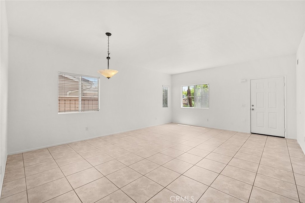 44713 Longfellow Avenue Temecula, CA 92592 - Photo 7 of 52