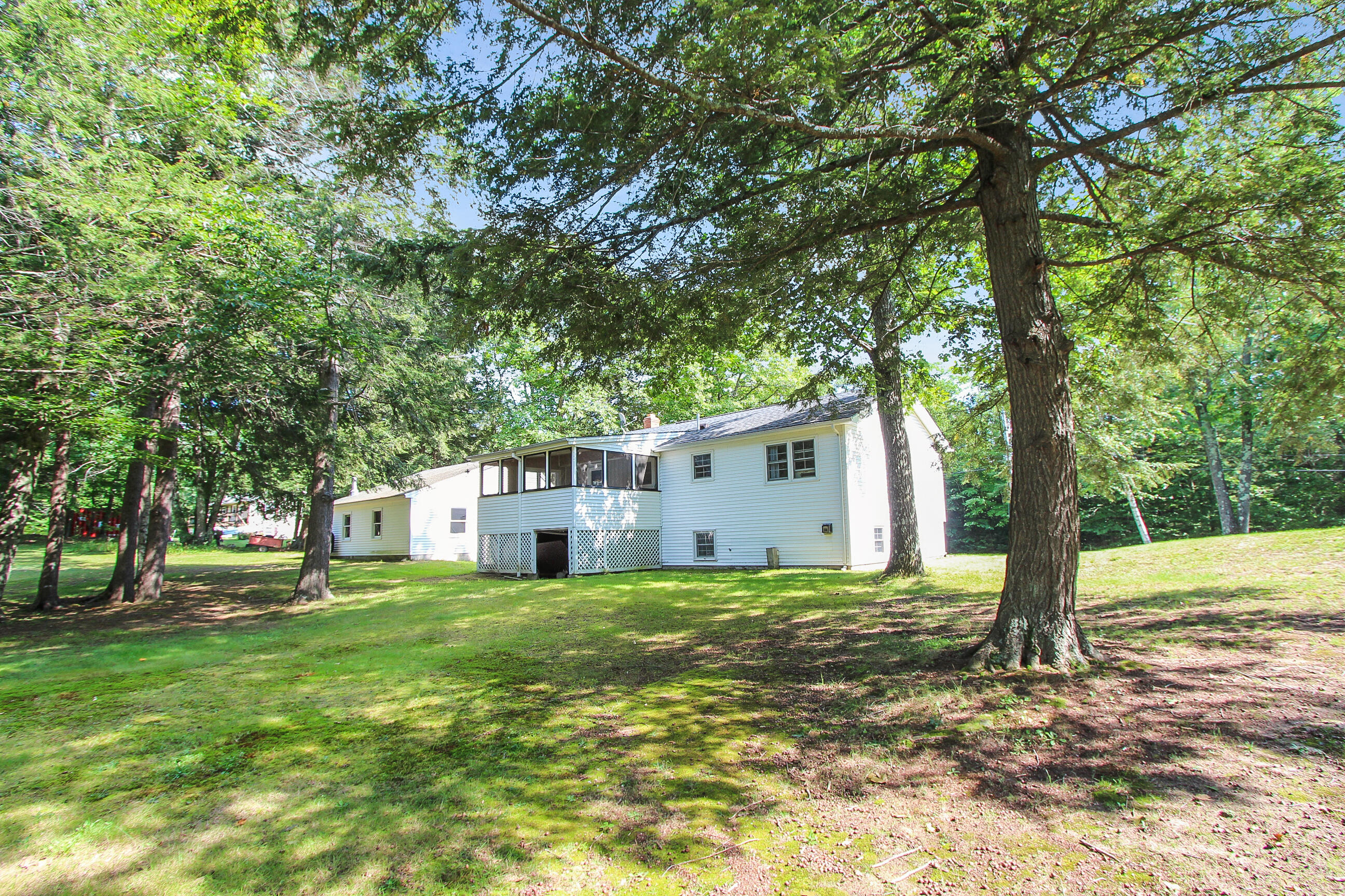 73 Snell Hill Road Turner, ME 04282 - Photo 9 of 47 IMG_3405
