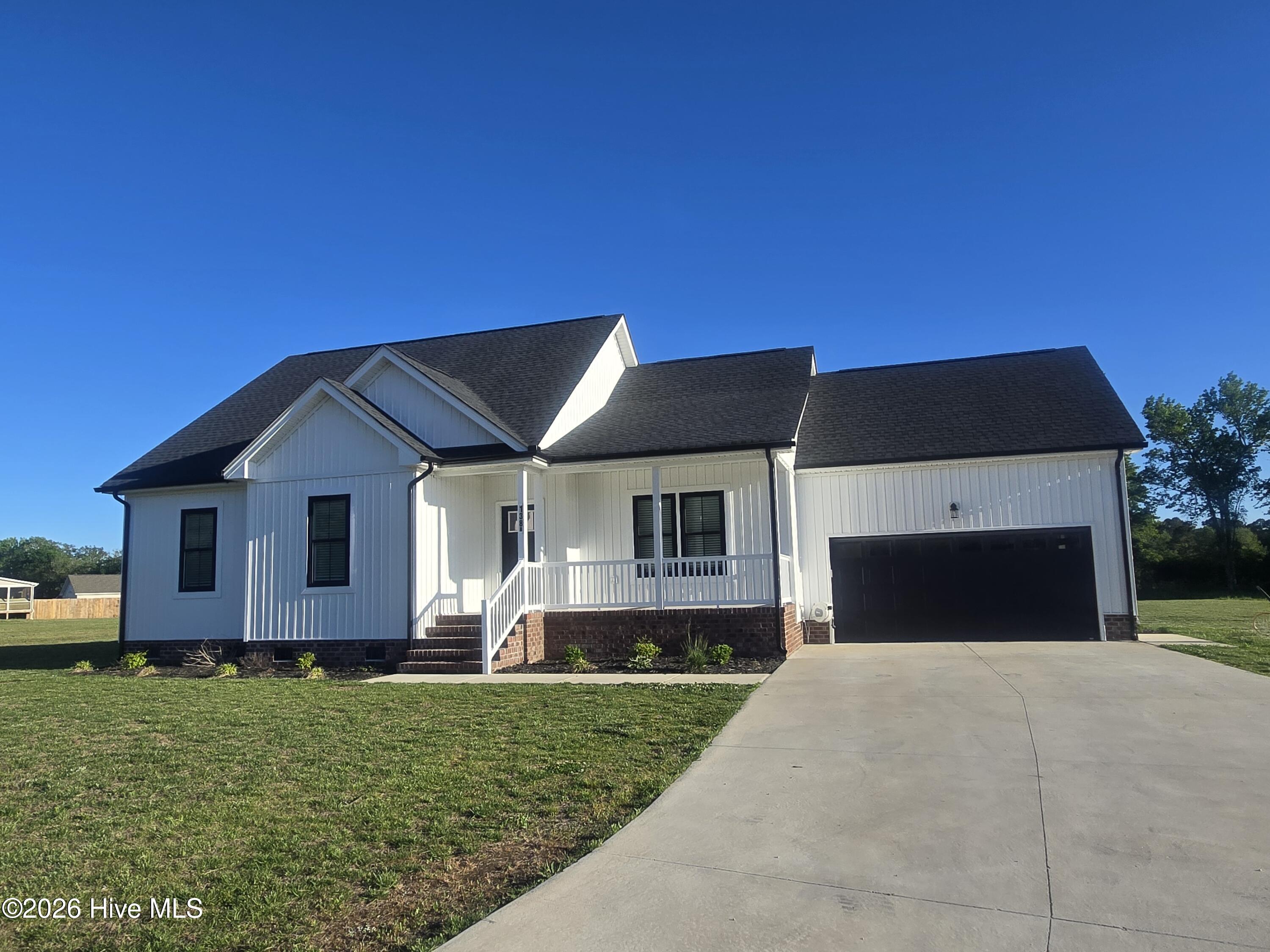 138 Sand Hills Road, Unit B Camden, NC 27921 - Photo 2 of 27 Front Close Up