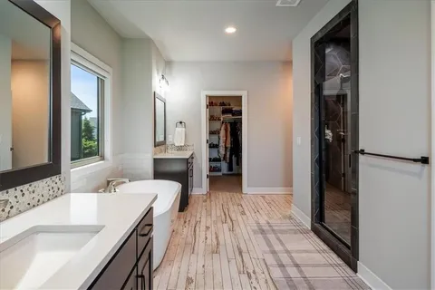 $685,000 | 1908 Northeast Catalina Avenue, Lee's Summit, MO 64064