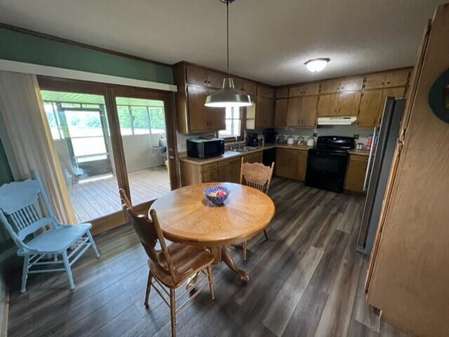 2990 South Riverbend Road Dalton, GA 30721 - Photo 12 of 28 2990 Riverbend kitchen