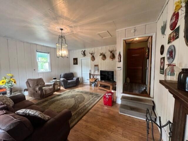 2990 South Riverbend Road Dalton, GA 30721 - Photo 16 of 28 2990 Riverbend den