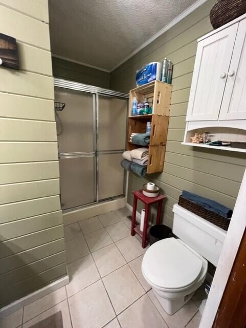 2990 South Riverbend Road Dalton, GA 30721 - Photo 21 of 28 2990 Riverbend master bath 2