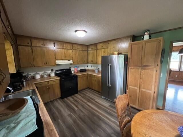 2990 South Riverbend Road Dalton, GA 30721 - Photo 10 of 28 2990 Riverbend kitchen 2