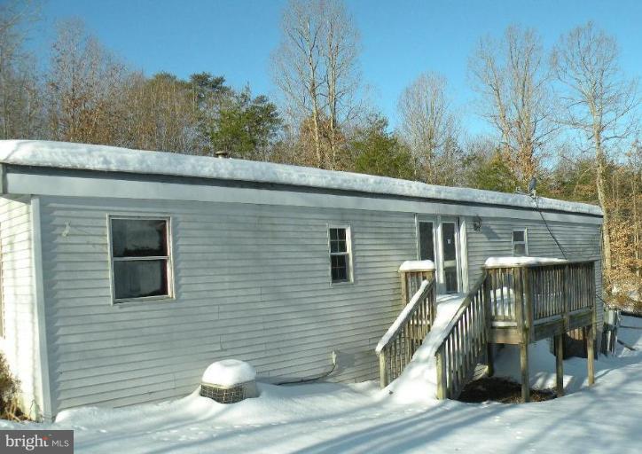11825 Belfonte Road Bumpass, VA 23024 - Photo 2 of 2 Exterior (Rear)