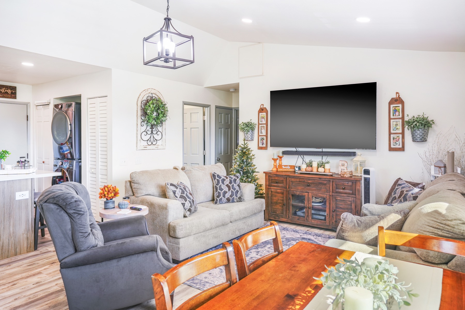 4940 A Hauaala Road Kapaa, HI 96746 - Photo 6 of 22 a living room with furniture and a flat screen tv