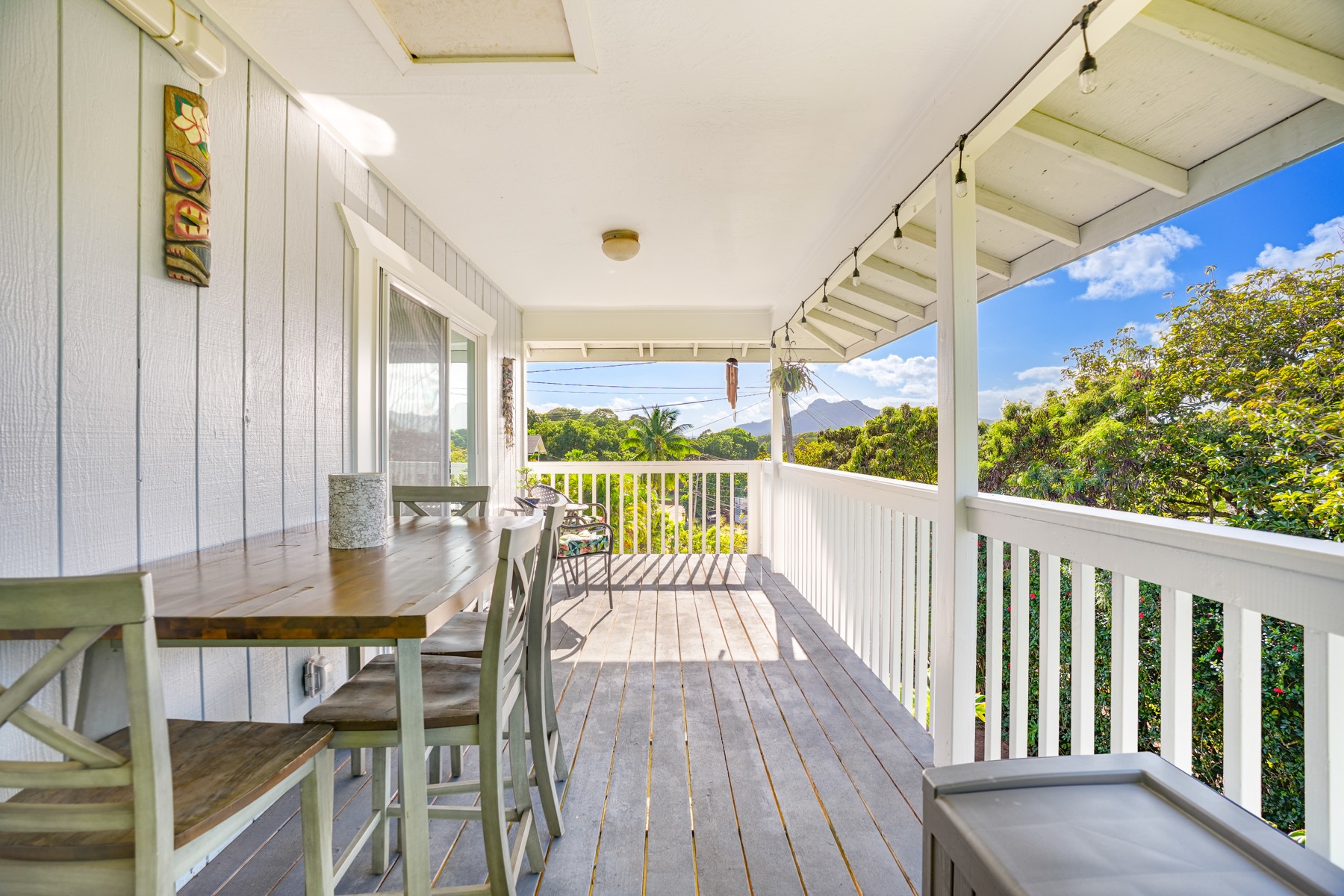 4940 A Hauaala Road Kapaa, HI 96746 - Photo 9 of 22 a view of a city from a balcony with furniture