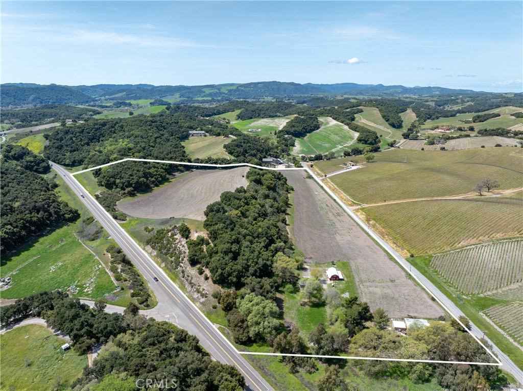 2925 Oakdale Road Paso Robles, CA 93446 - Photo 2 of 48