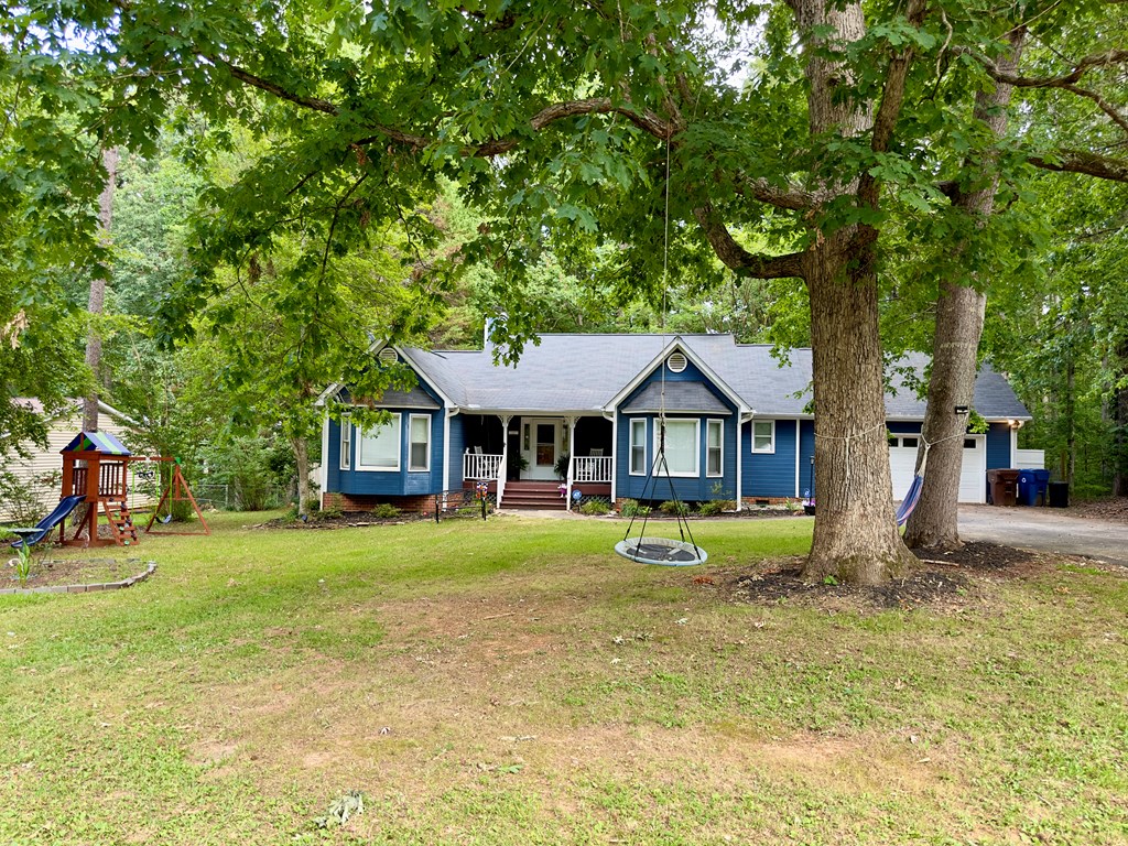213 Windtree Road Greenwood, SC 29649 - Photo 2 of 23