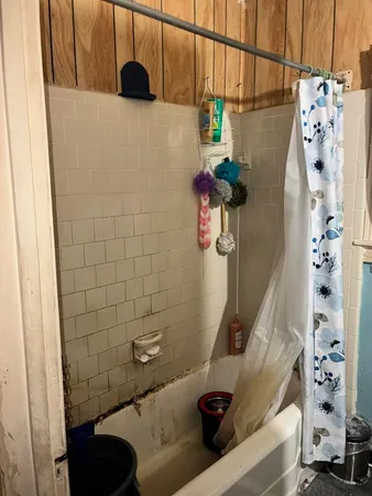 $396,000 | 305 Eastwood Street, Houston, TX 77003