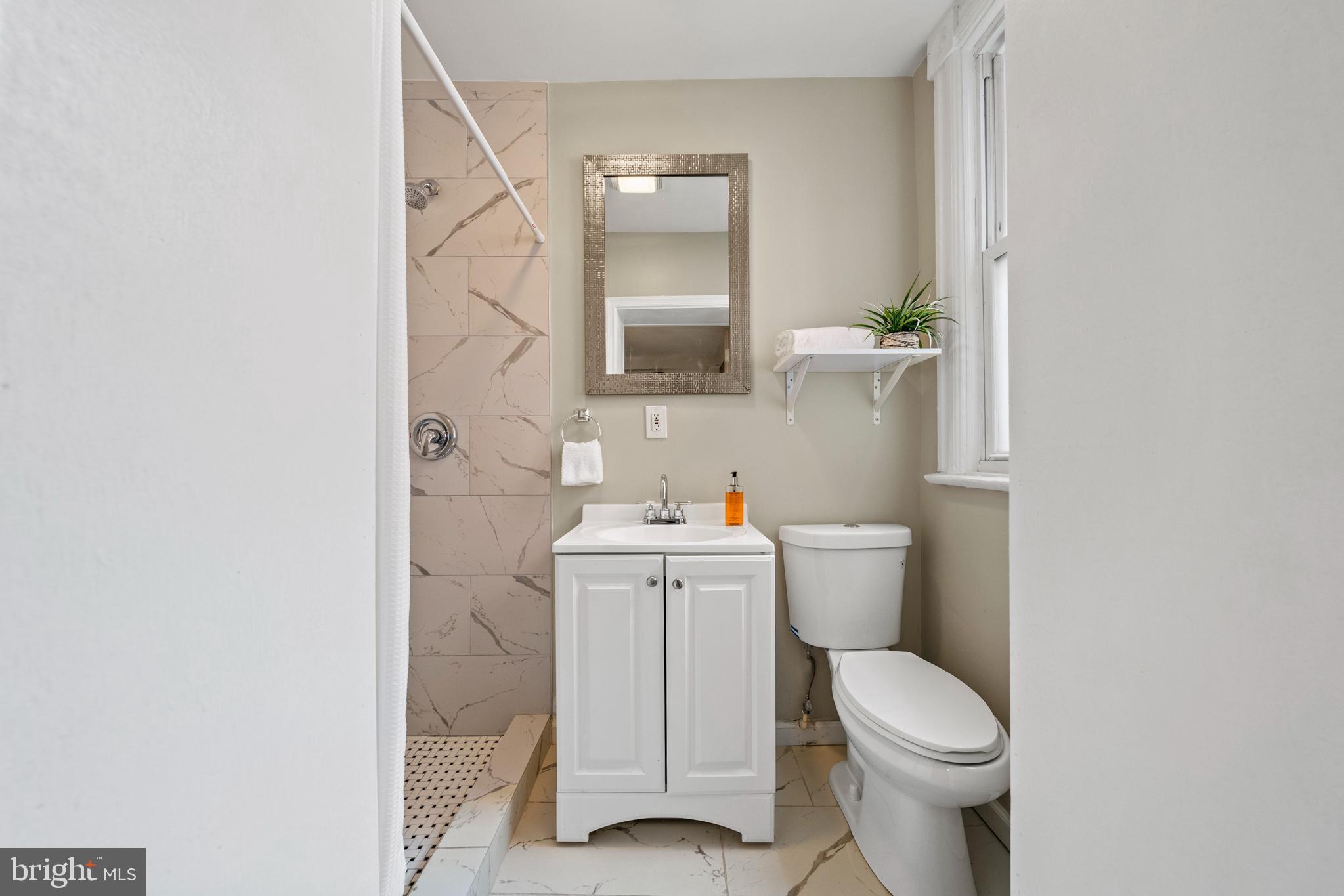 1306 Euclid Street Northwest, Unit 2 Washington, DC 20009 - Photo 18 of 32