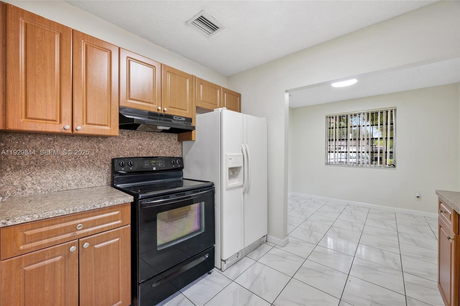 1413 Southwest 19th Street, Unit 1413 Miami, FL 33145 - Photo 12 of 29