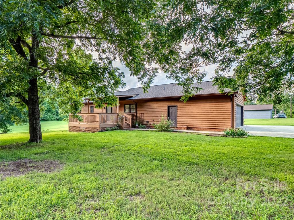 40919 Cox Road New London, NC 28127 - Photo 26 of 32 Gallery Image 26