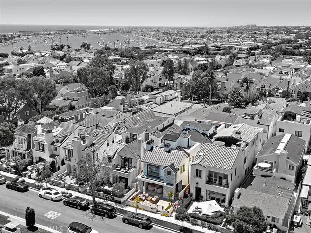 $4,975,000 | 509 Carnation Avenue, Corona del Mar, CA 92625