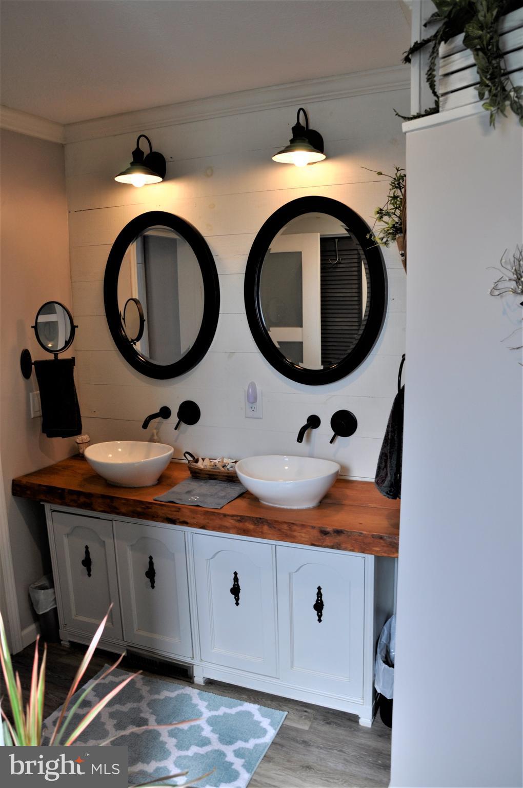 380 Graham Branch Road, Unit 52389 Seaford, DE 19973 - Photo 15 of 24 Mster Bath Vanities