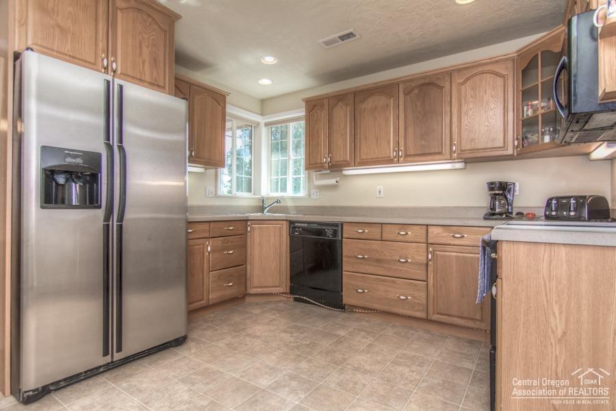 8958 Southwest Meadow Road Terrebonne, OR 97760 - Photo 11 of 25 Additional Photo