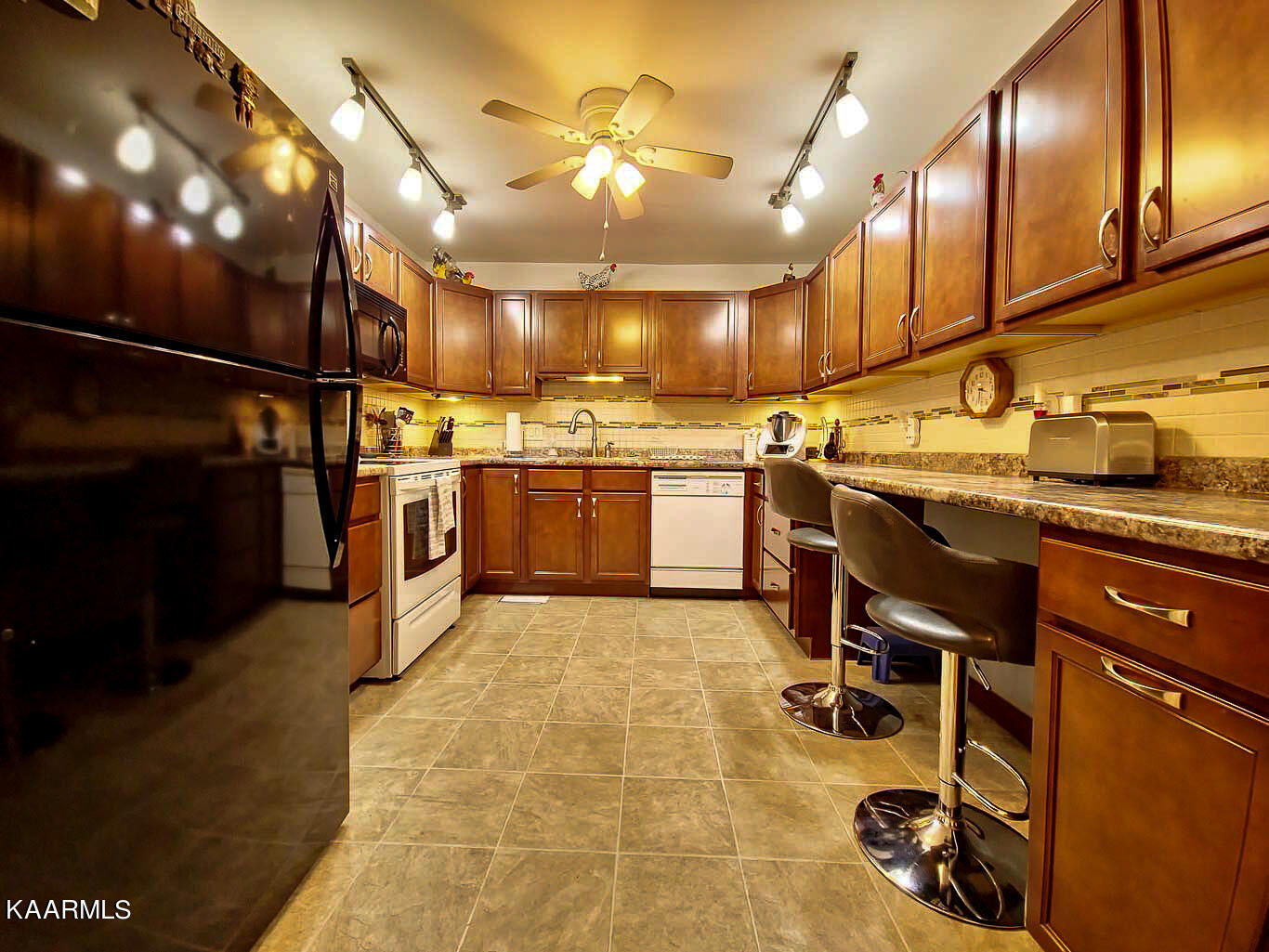4216 Strolling Road Northwest Knoxville, TN 37912 - Photo 15 of 24 4216-strolling-rd-knoxville-tn-37912-rea