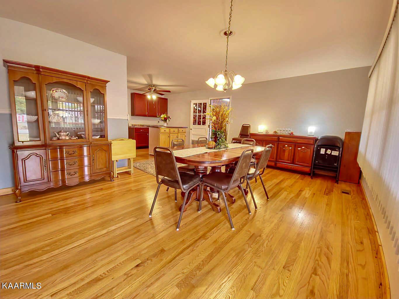 4216 Strolling Road Northwest Knoxville, TN 37912 - Photo 10 of 24 4216-strolling-rd-knoxville-tn-37912-rea