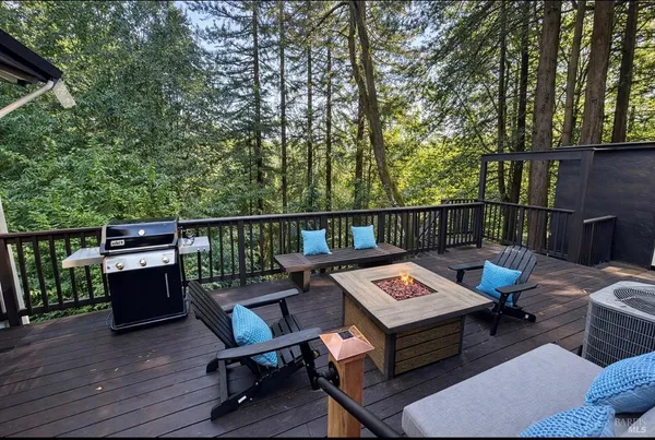 $649,000 | 16017 Palo Alto Drive, Guerneville, CA 95446