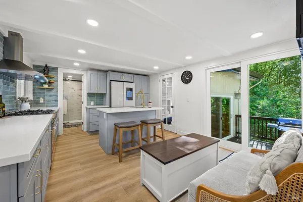 $649,000 | 16017 Palo Alto Drive, Guerneville, CA 95446