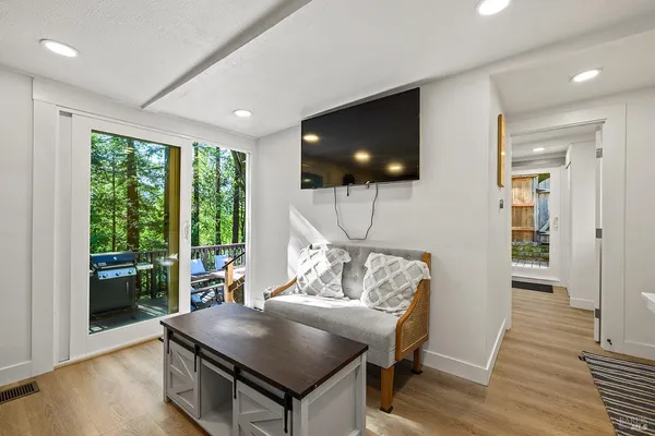 $649,000 | 16017 Palo Alto Drive, Guerneville, CA 95446