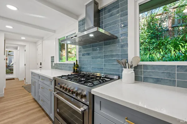 $649,000 | 16017 Palo Alto Drive, Guerneville, CA 95446