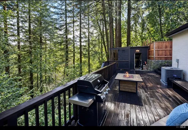 $649,000 | 16017 Palo Alto Drive, Guerneville, CA 95446